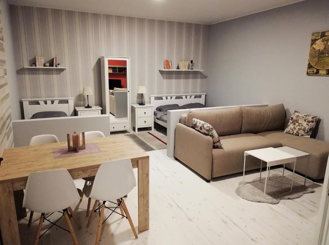 Apartman Park Subotica Buitenkant foto